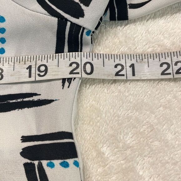 Small Cato black/white long sleeve v-neck geometric stripe lantern sleeve blouse - Picture 11 of 12